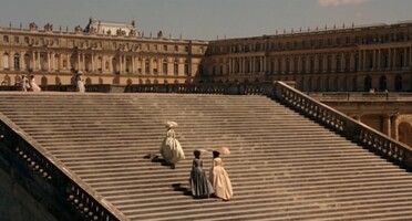 Media 8483_marie antoinette_château de versailles - steps in jardin_0.jpg
